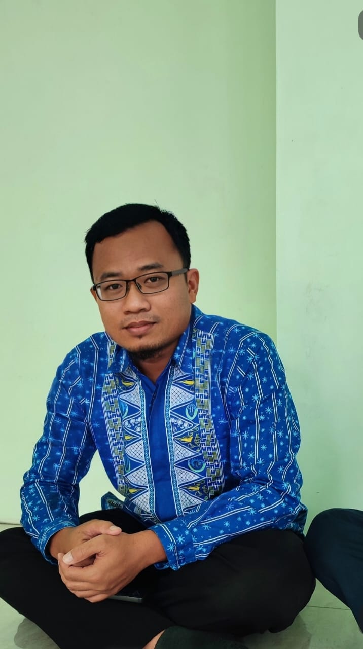 Ilmu dan Iman: Bekal Utama Seorang Pelajar Ilmu dan Iman: Bekal Utama Seorang Pelajar